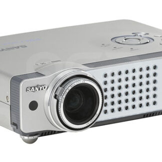 Beamer Sanyo XU55